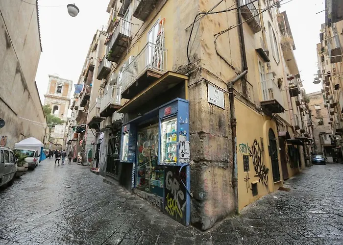 Santa Chiara Loft Апартаменты Неаполь