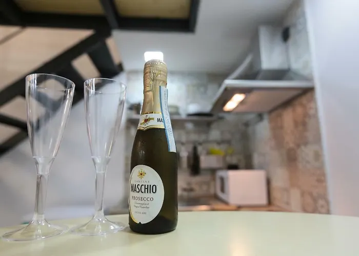 Santa Chiara Loft Апартаменты *